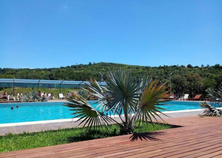Complejo Turístico Palmar del Río